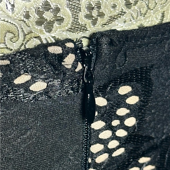 Sexy Stretchy Bodycon Black Lace Floral Midi Cocktail Dress Size Small - Picture 5 of 6